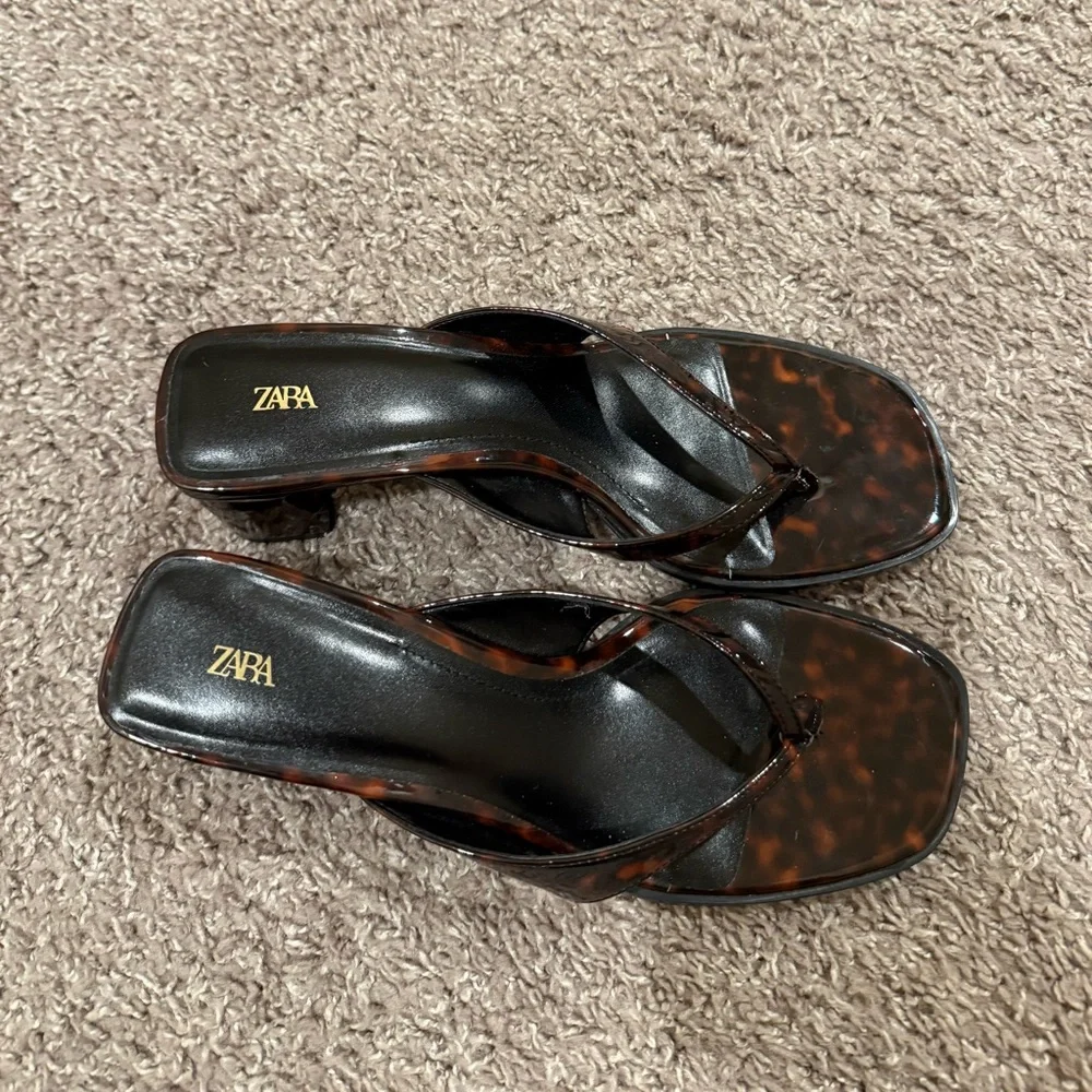 Zara Brown Leather Square-Toe Heeled Sandals - Picture 4 of 8